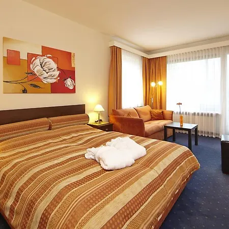 Hotel Grainauer Hof 3*