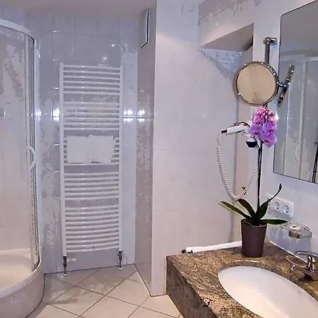Hotel Grainauer Hof 3*