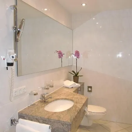 Grainauer Hof 3* גראינאו